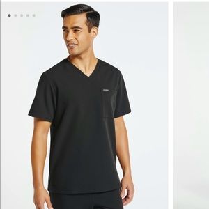 JAANU Men’s 2-pocket V-neck Top